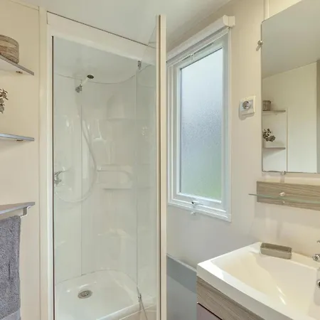 Pet Friendly Stacaravan In 3*