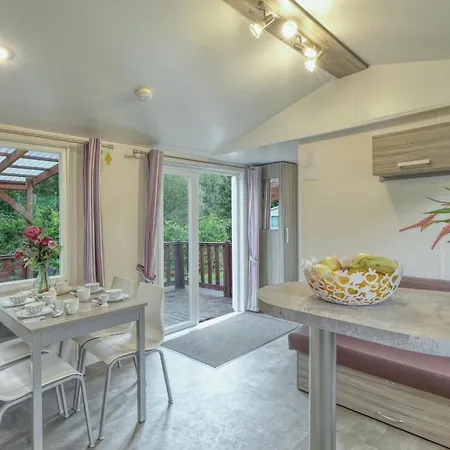 Pet Friendly Stacaravan In 3*