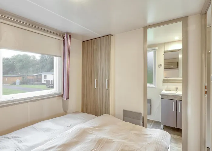 Pet Friendly Stacaravan In キャンプ場